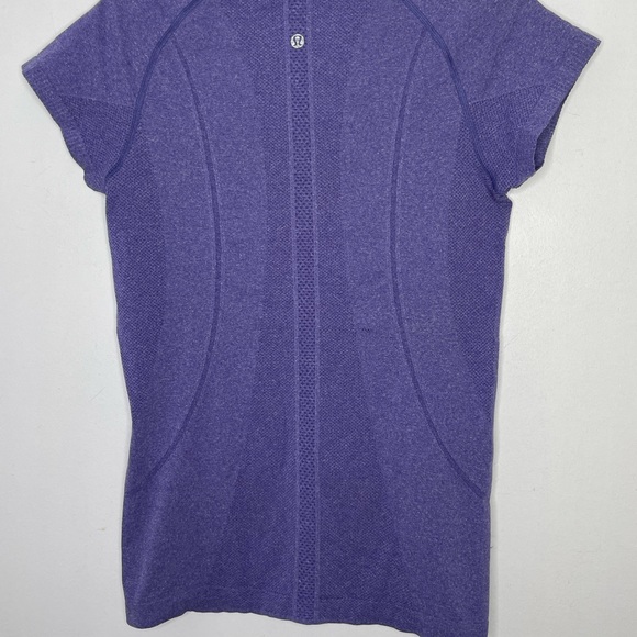 Lululemon Swiftly Tech Tee Size 8 Purple - Picture 4 of 7